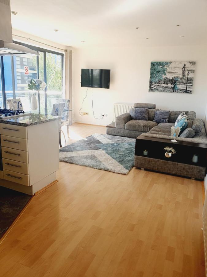 Luxury Canary Wharf Apartment With Free Parking Londres Exterior foto