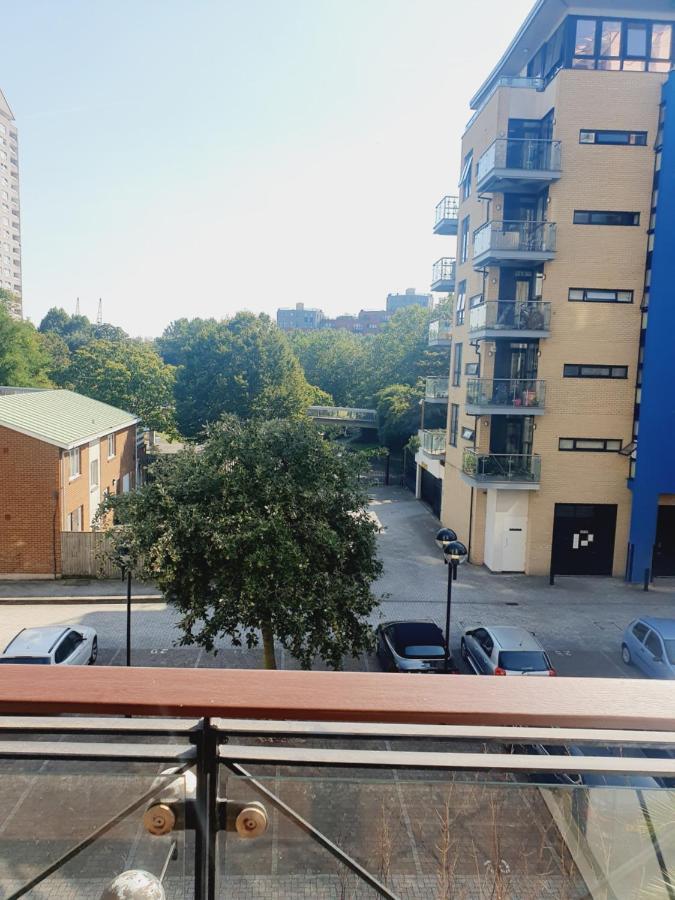 Luxury Canary Wharf Apartment With Free Parking Londres Exterior foto