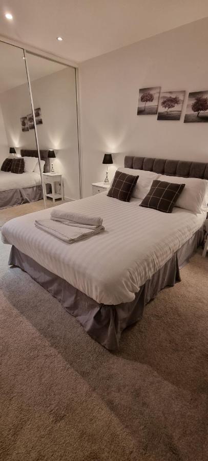 Luxury Canary Wharf Apartment With Free Parking Londres Exterior foto